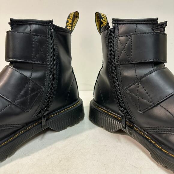 VERY GOOD Dr. Martens 1460 Easy On Accessible Boot Black Velcro Zip Women's 5 - Picture 10 of 14
